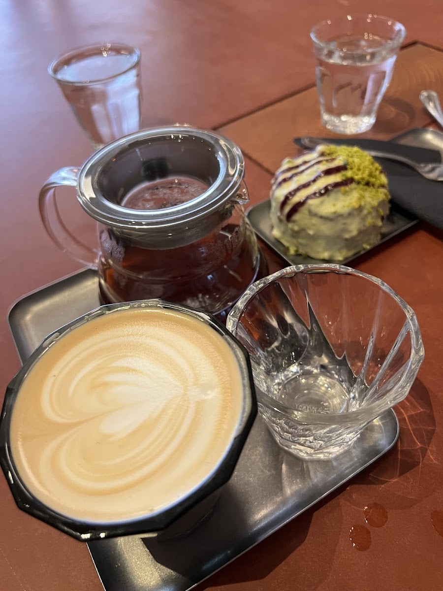 Stella Pastry Atelier & Brunch-9